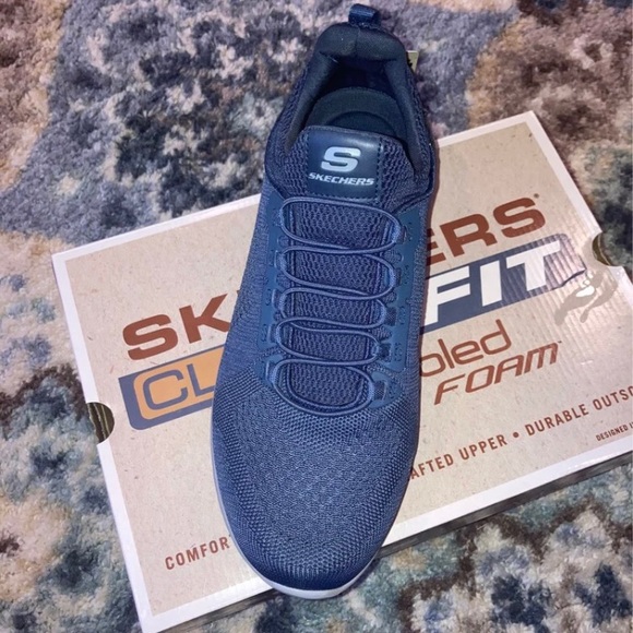 Men’s sketchers - Picture 2 of 3